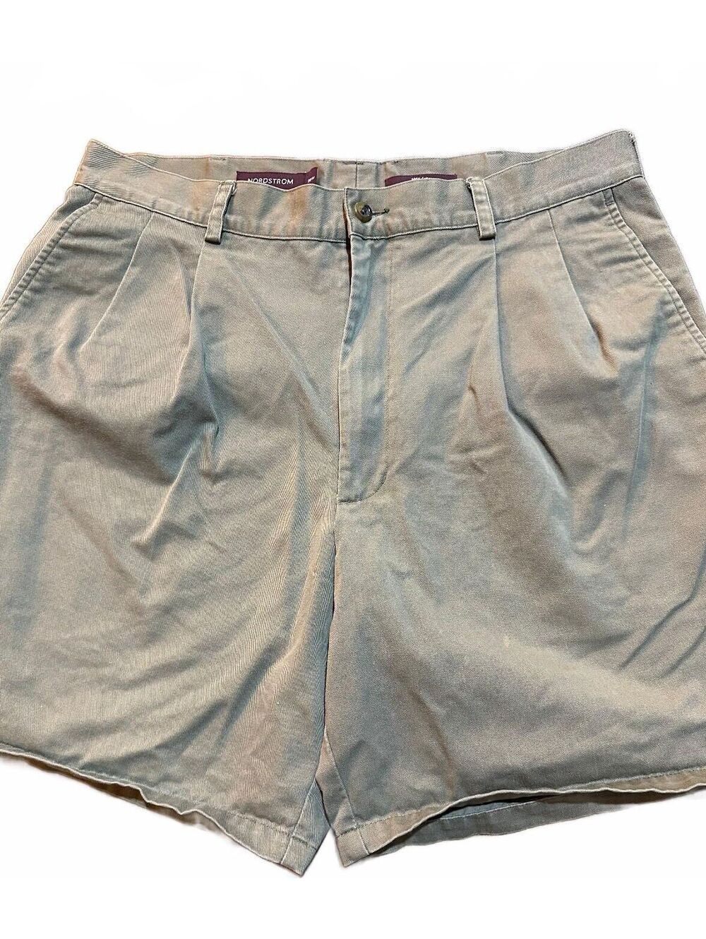 Vintage Nordstrom Men’s Khaki Pleated Shorts 38W Hong Kong